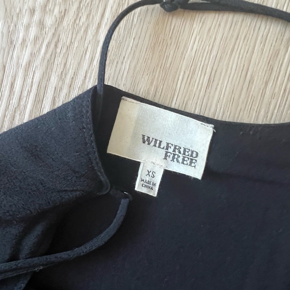 Aritzia Wilfred Free Spaghetti Trap Slip Dress - Picture 3 of 4